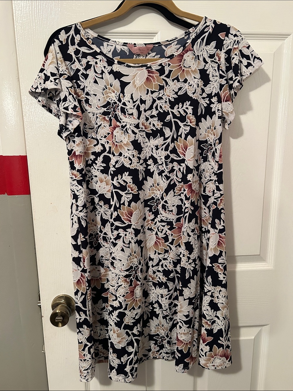 SJS Navy Floral Top with Pink Label